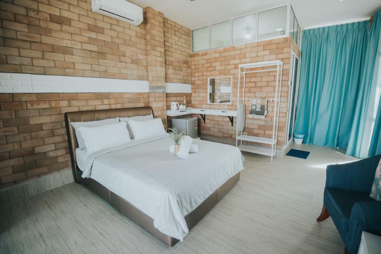 Ombak Deru Lodge Marang Exteriér fotografie